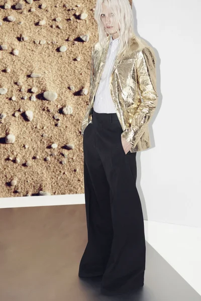 Look 2